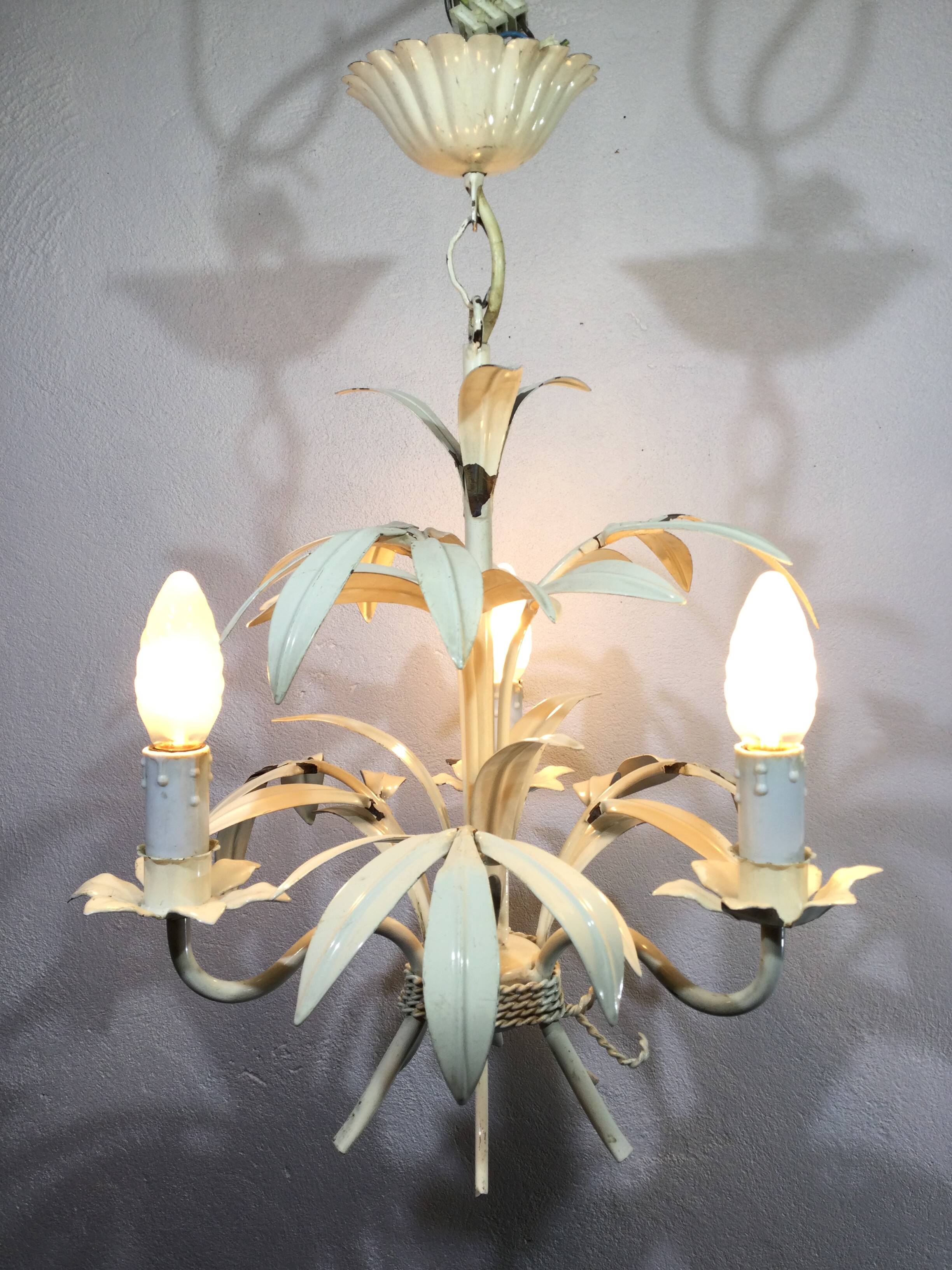 3-Light Leaf Chandelier