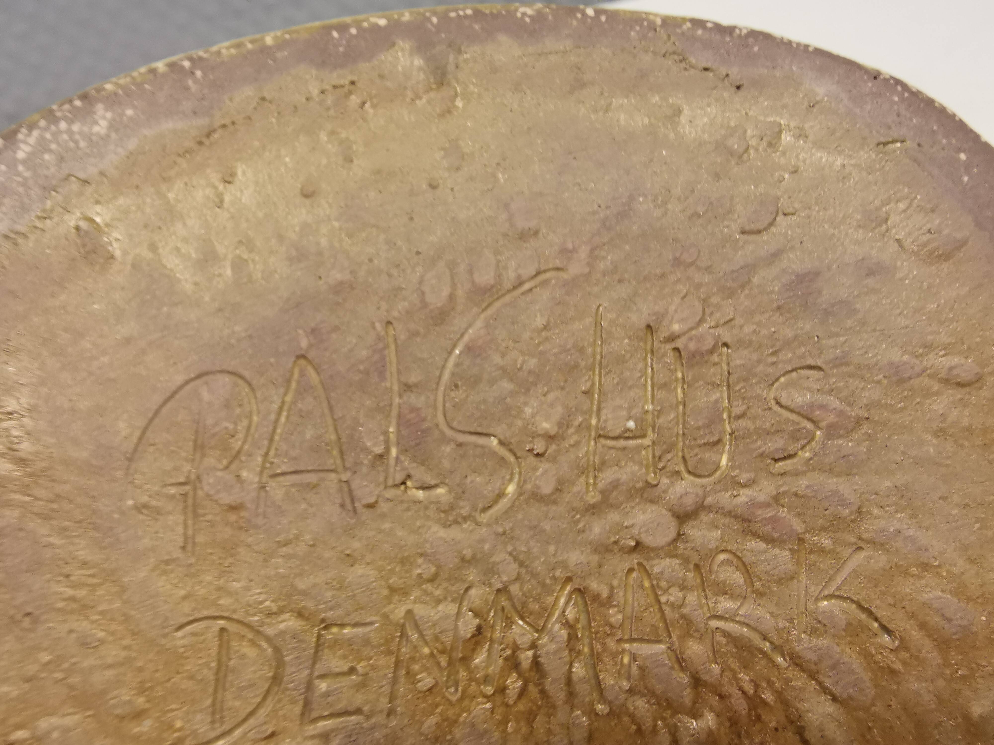 Ceramic bowl from Danish Palshus, in a beautiful beige/greyish matt glaze.