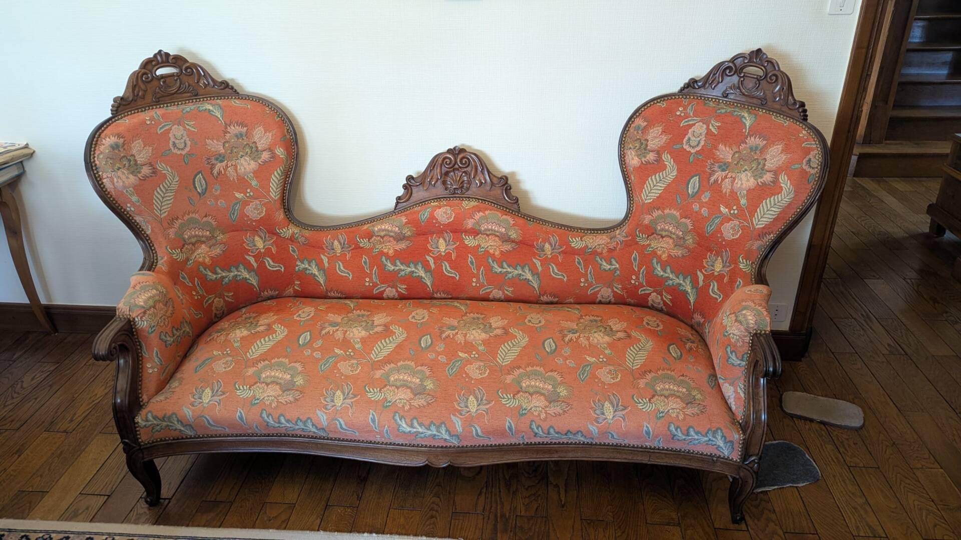 Napoleon III sofa