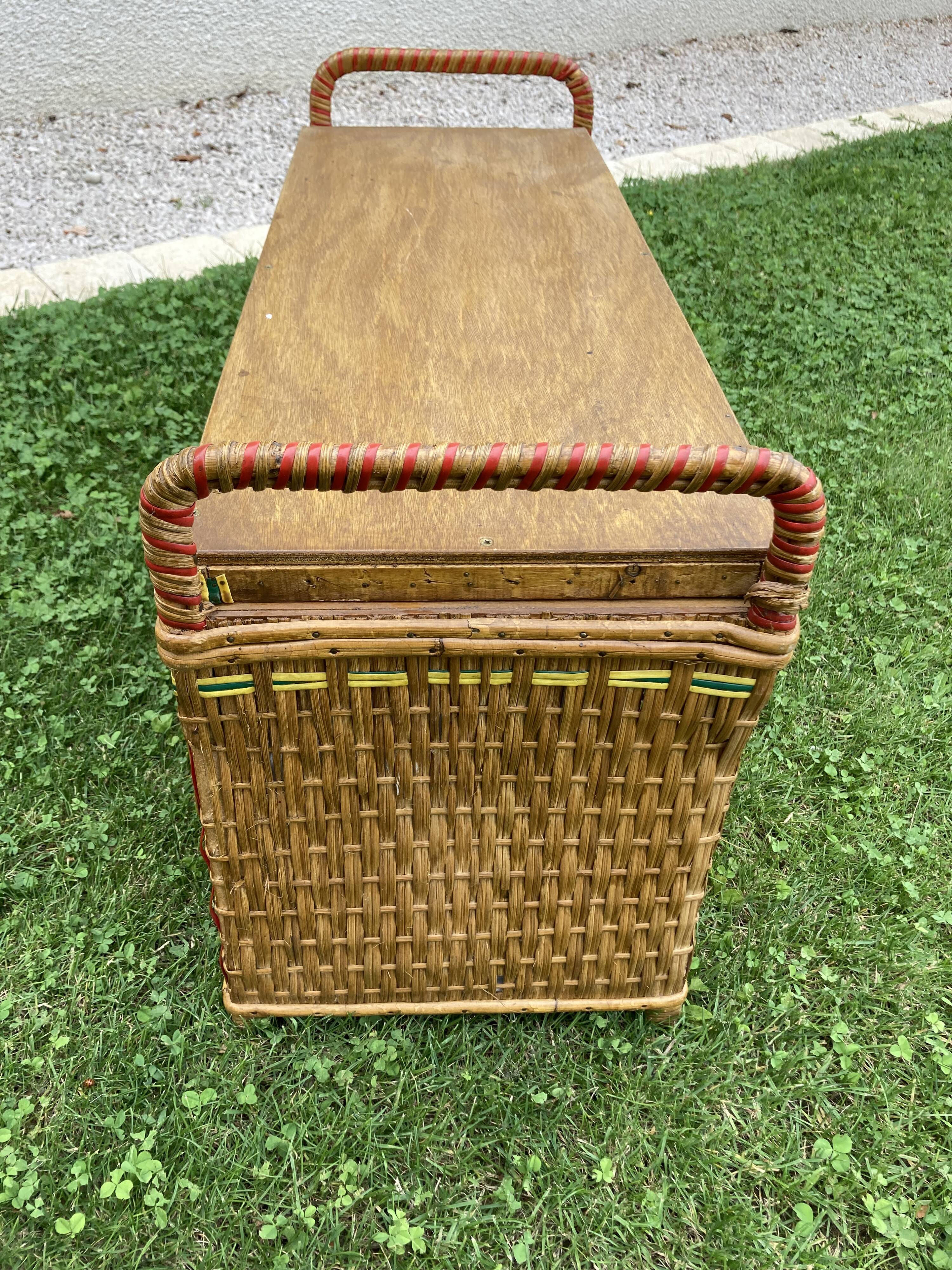 Rattan toy chest