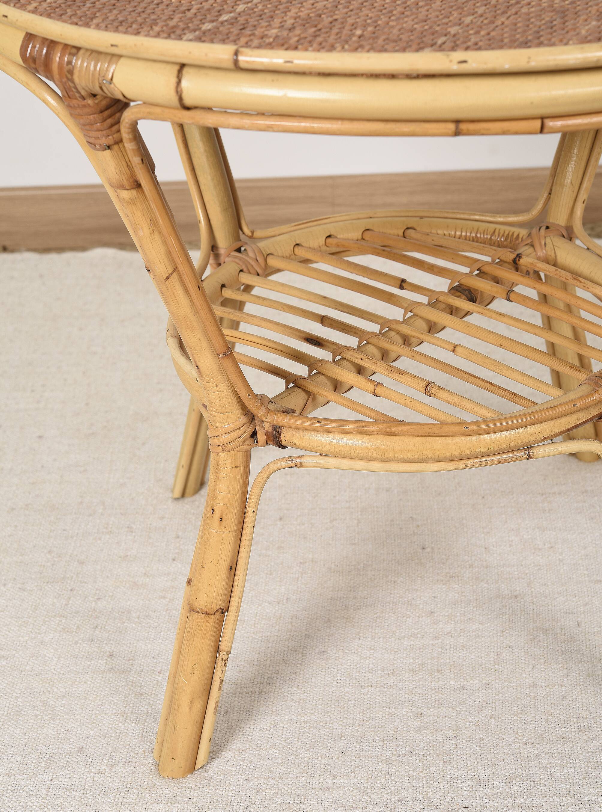 Old round rattan table, vintage from the 70s - 80s. Small table, or side table.