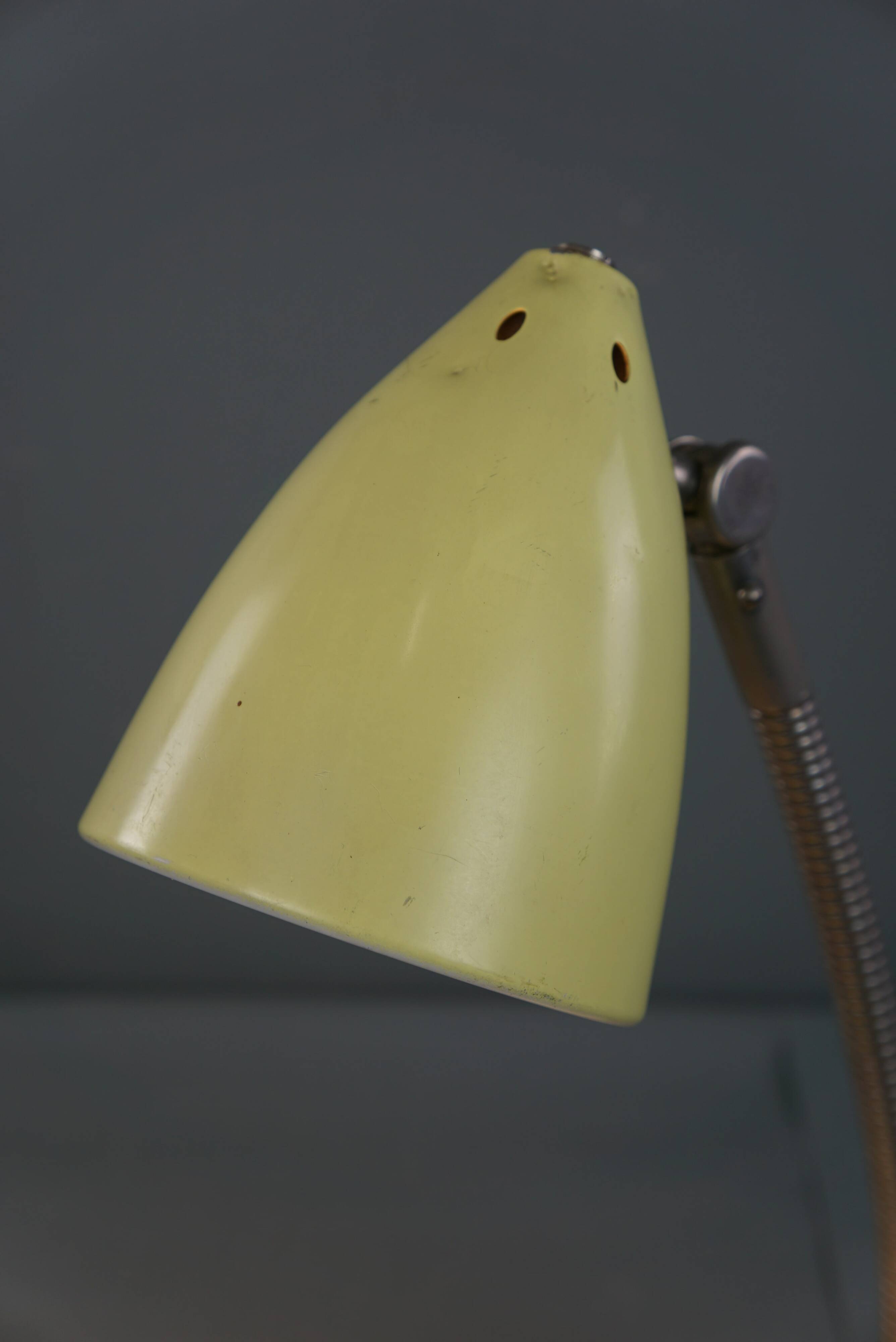 Yellow metal vintage 1960s design lamp/desk lamp