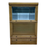Vitrine en noyer et chêne de la marque MD, fabrication des années 1960
