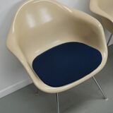 Set of Three Parchment Fiberglass DAX Armhairs Eames for Herman Miller / Vi