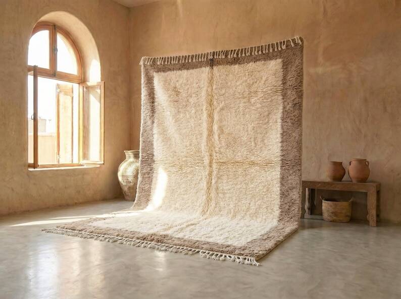 Handmade traditional Berber rug size 150/250 cm