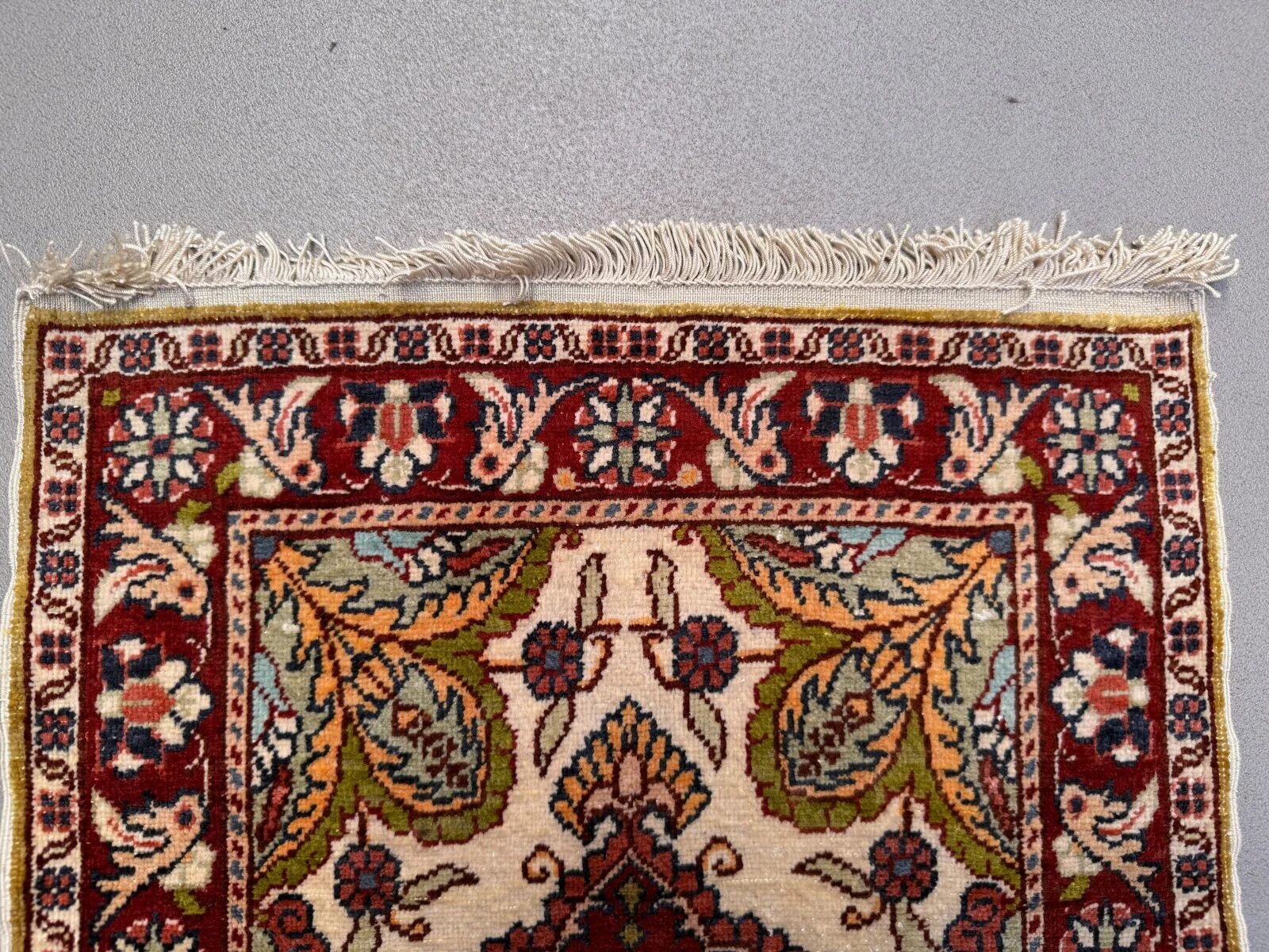 Fine Turkish Hereke silk rug 37x55 cm vintage ivory floral medallion 2540