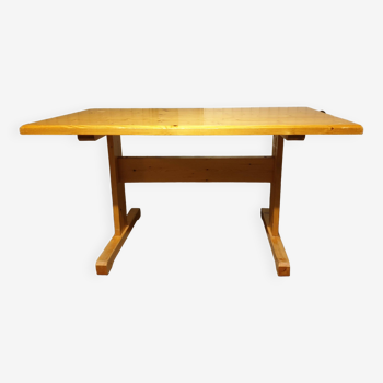 Mid-Century mountain design pine table