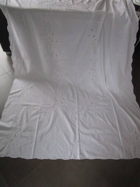 Old embroidered tablecloth 245x160cm