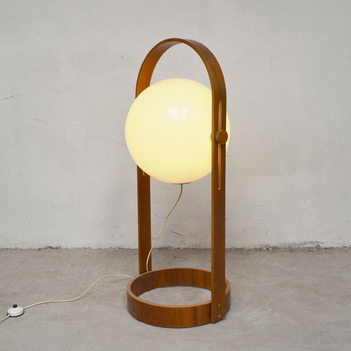 Lampadaire scandinave plywood globe 1960