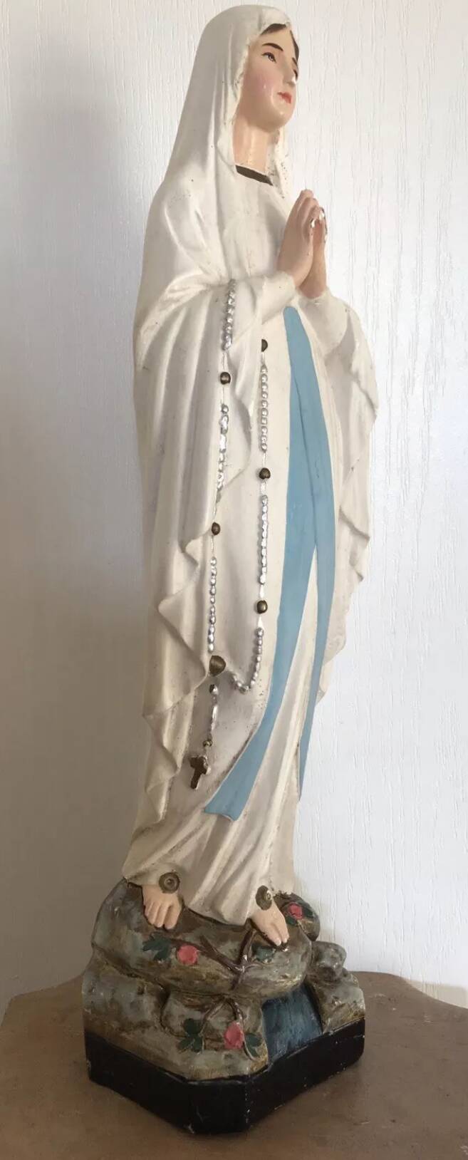 Statue of the holy virgin in hand-painted plaster signed lance 44 cm