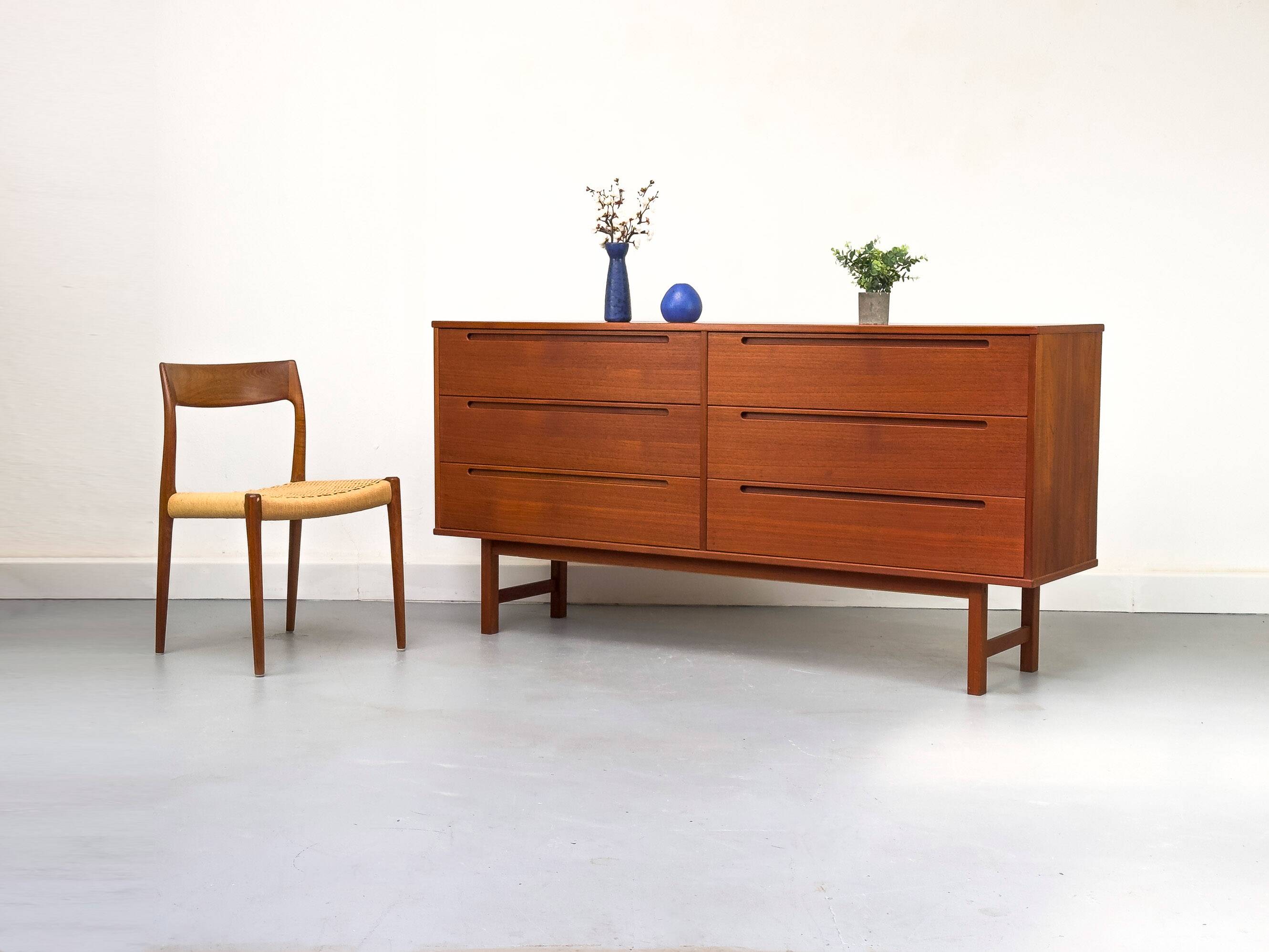 Large Teak Chest of Drawers from Tørring / HJN Møbelfabrik, 1960s