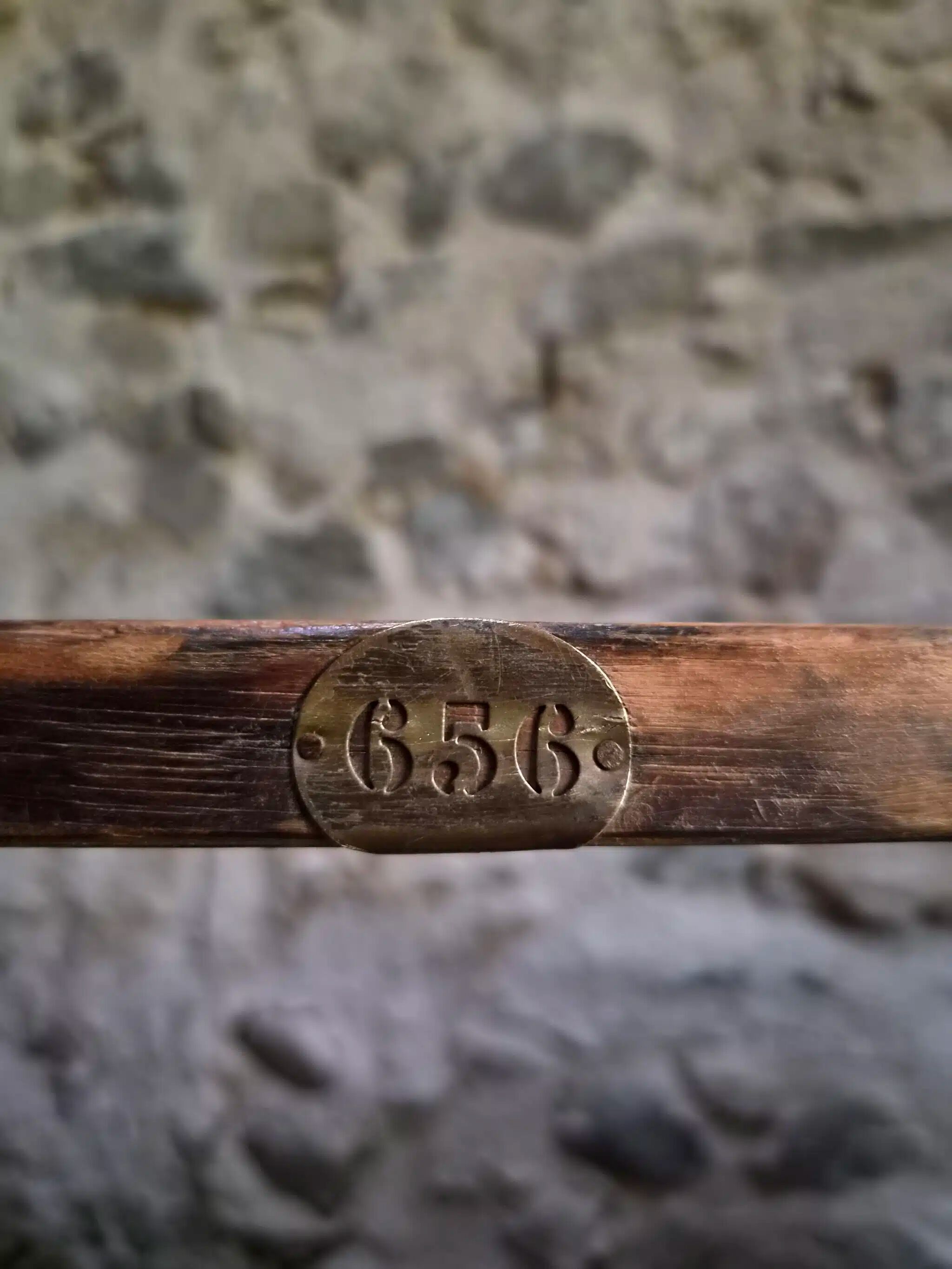 Old workshop shelf in French pine, industrial shoe cabinet, around 1900.