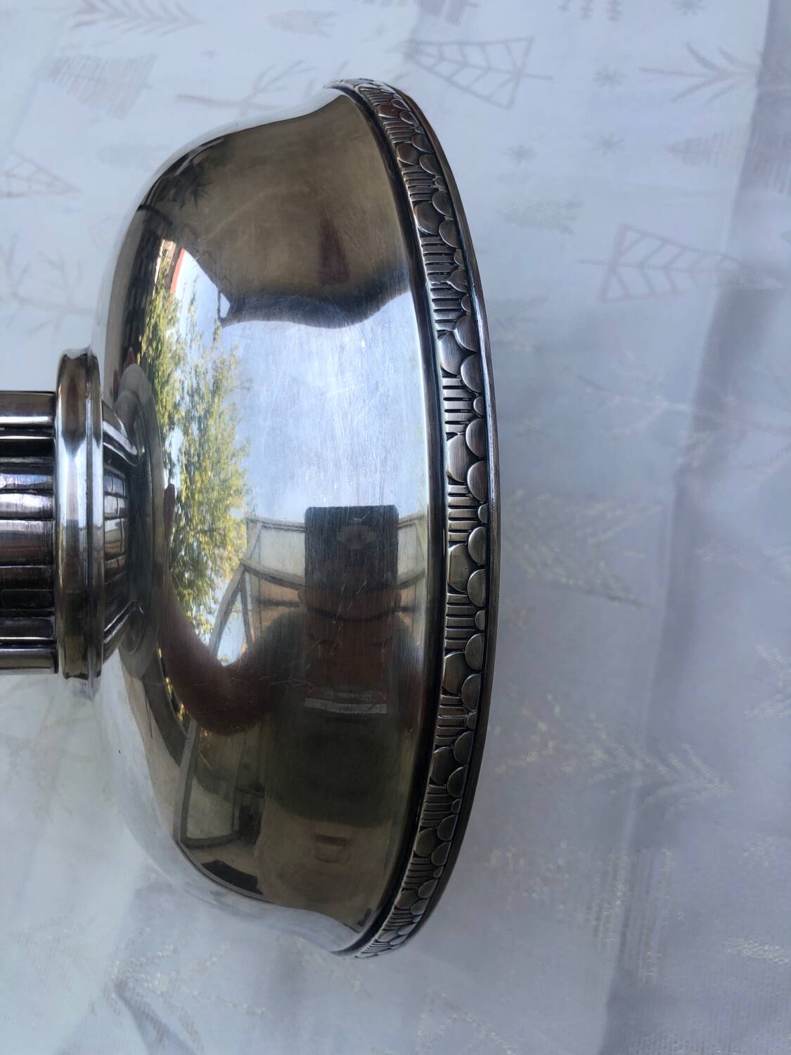 Vintage art deco cup in silver metal