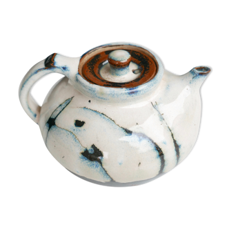 Svein Hjorth Jensen's sandstone teapot, the Borne, 80s