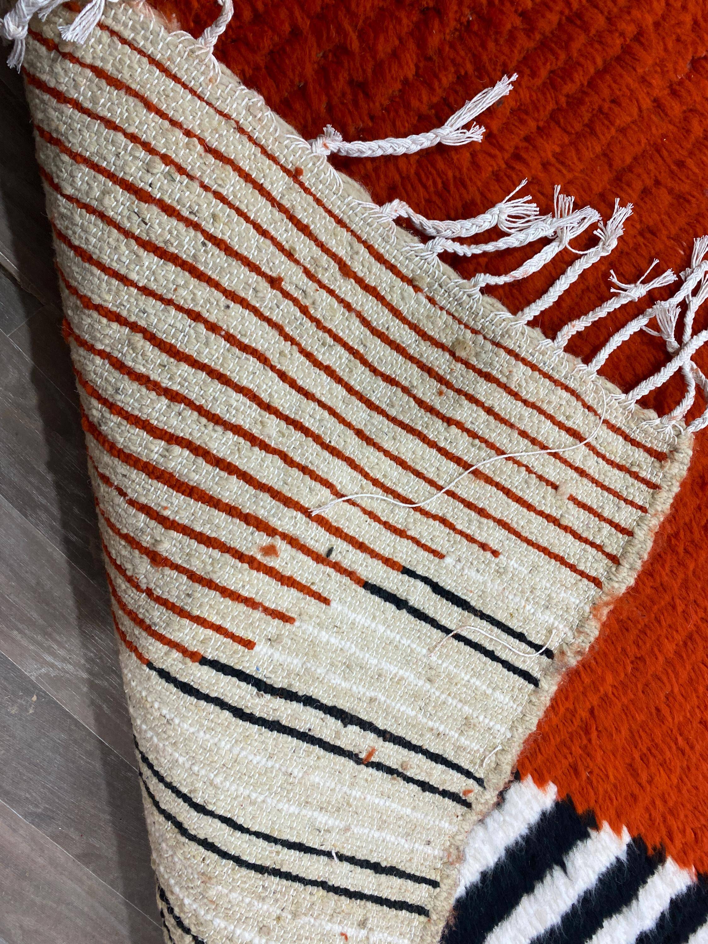 Handmade Moroccan rug, natural wool, 3x2 m.