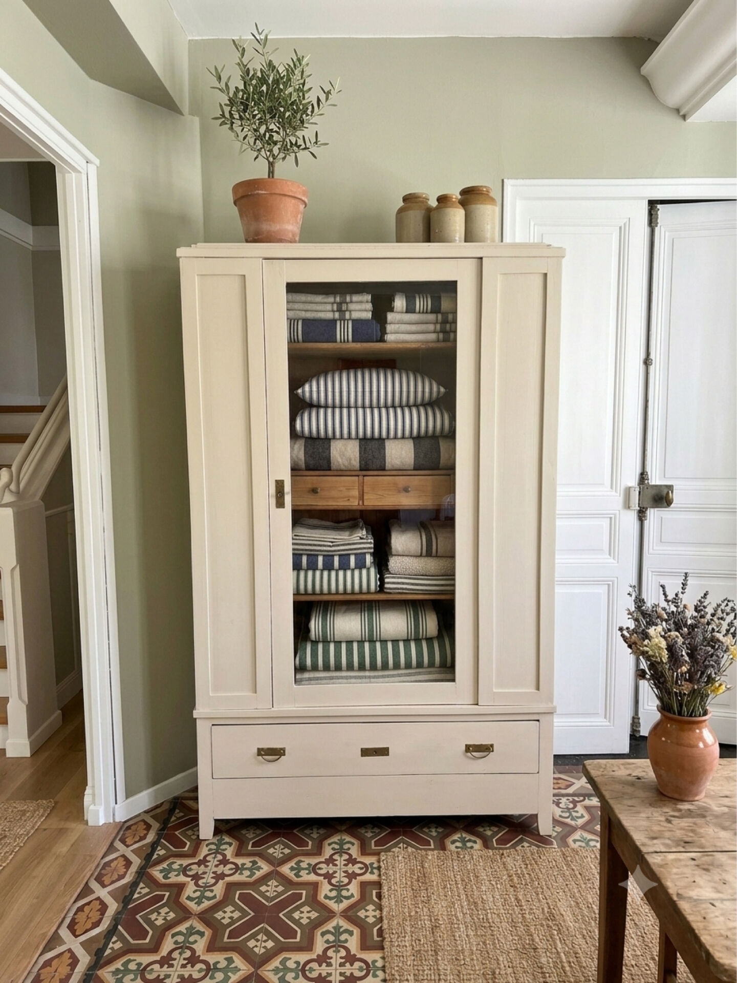 Art Deco display library