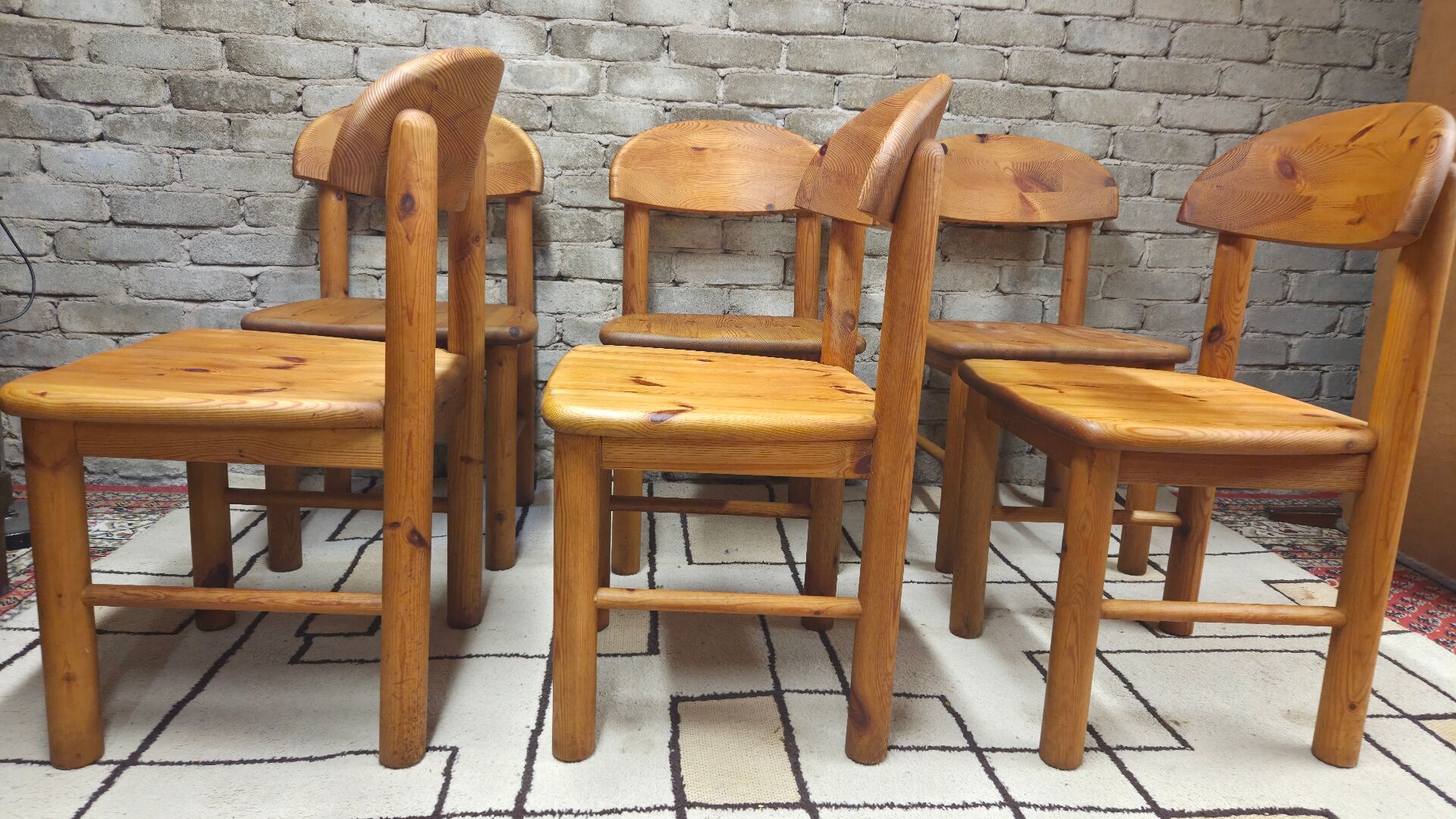 Set of 6 Rainer Daumiller chairs in solid pine – 1970s