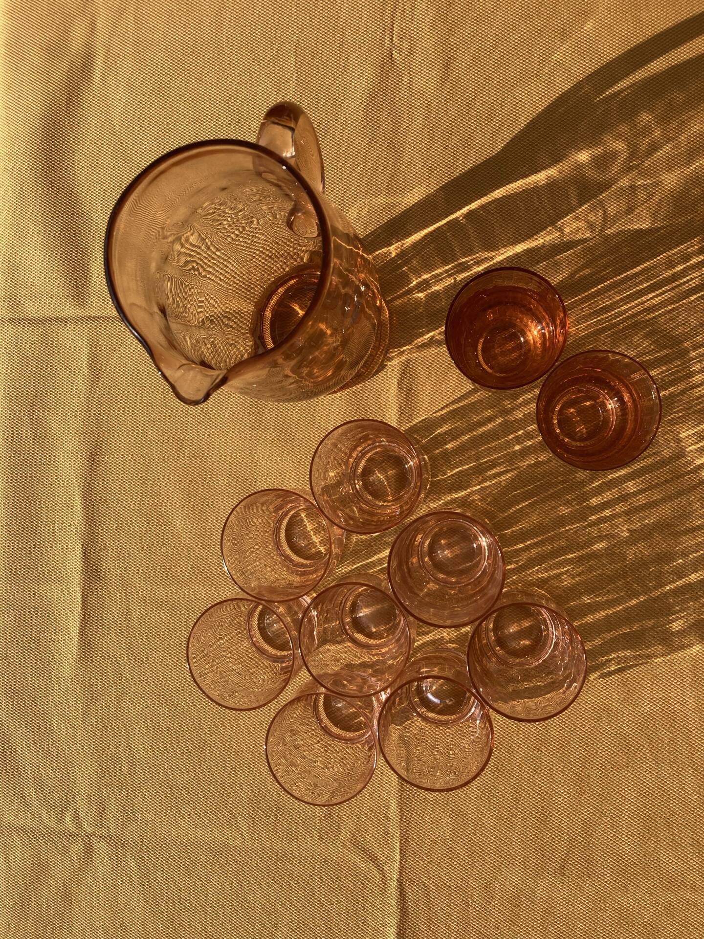 Service of orangeade in antique Rosaline.