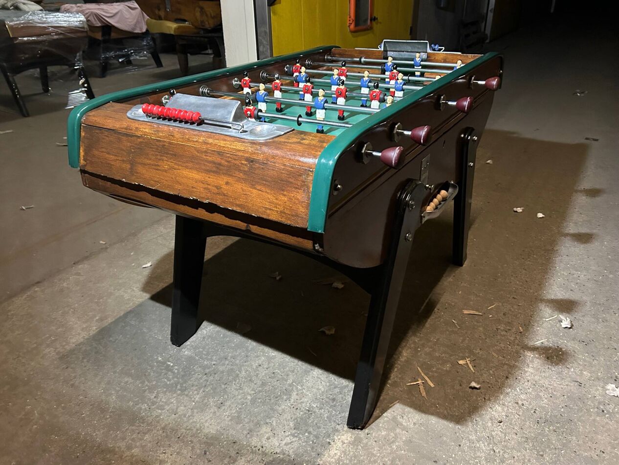 Bonzini B60 table football from 1980 restored by Babylone Bonzini B60 table football from 1980 restored by Babylone