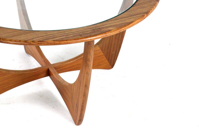 Round coffee table 'Ludlow' G-Plan Astro