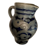 Alsatian pitcher in sandstone