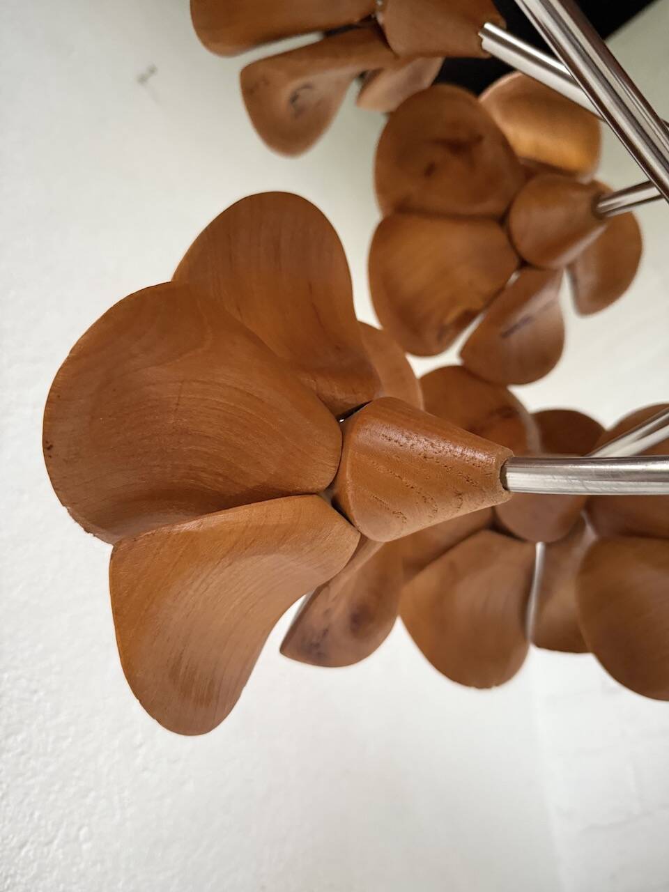 Ornamental floor lamp with "flower" patterns from the 1970s.
