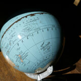 Details on Small globe all in sheet metal Taride maps - Early 50s