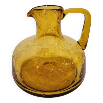 Carafe en verre bullé ambrée