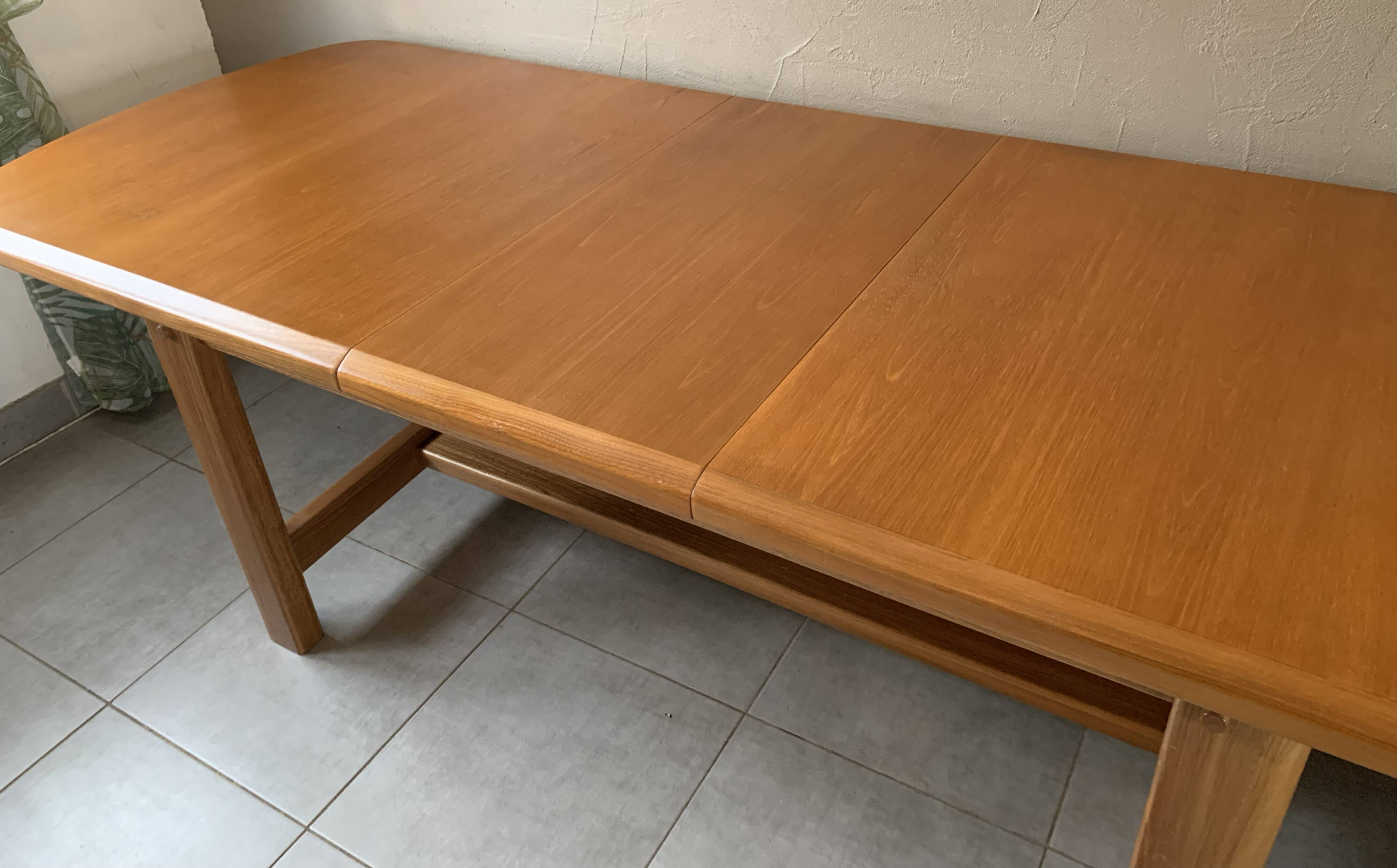 Regain House Elm Dining Room Set