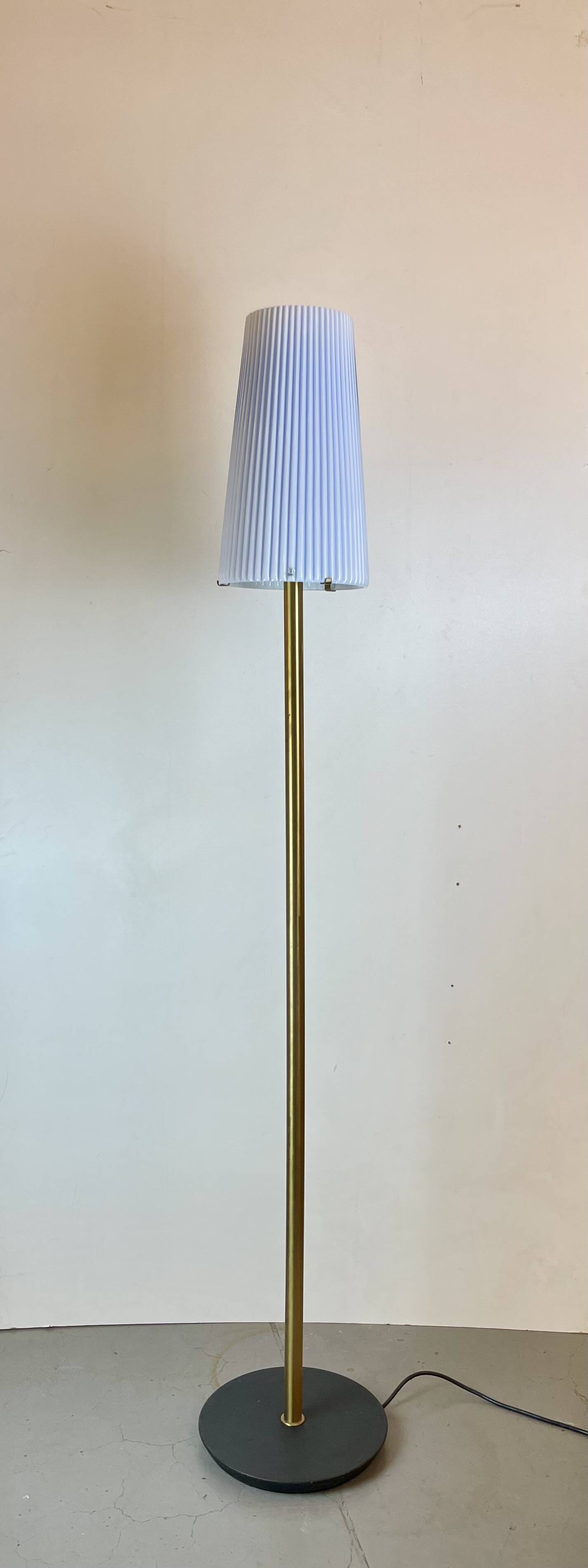 Murano Floor Lamp attributed to A. Toso, Italy, 1980s