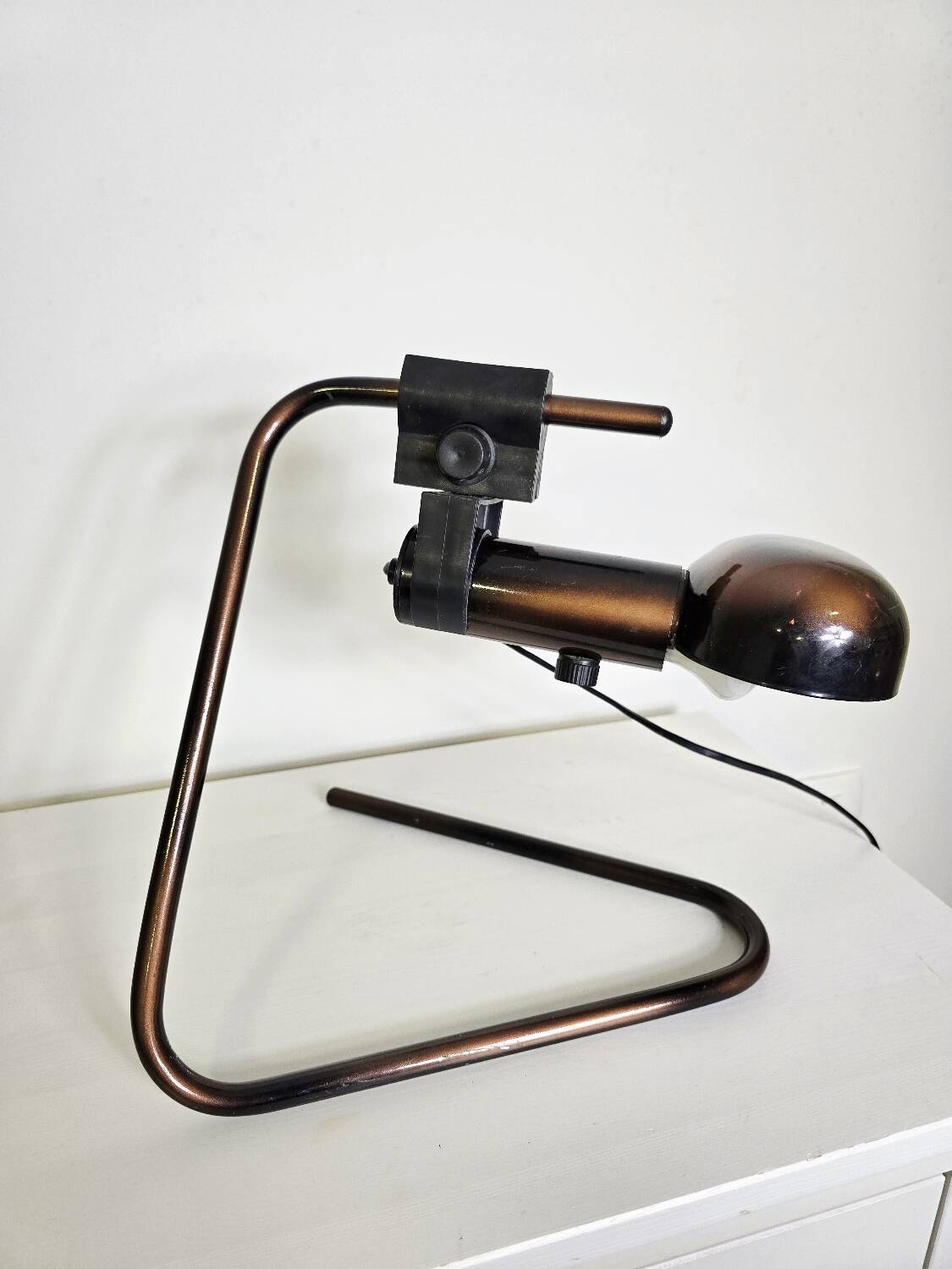 Lampe de table ajustable en bronze des années 80