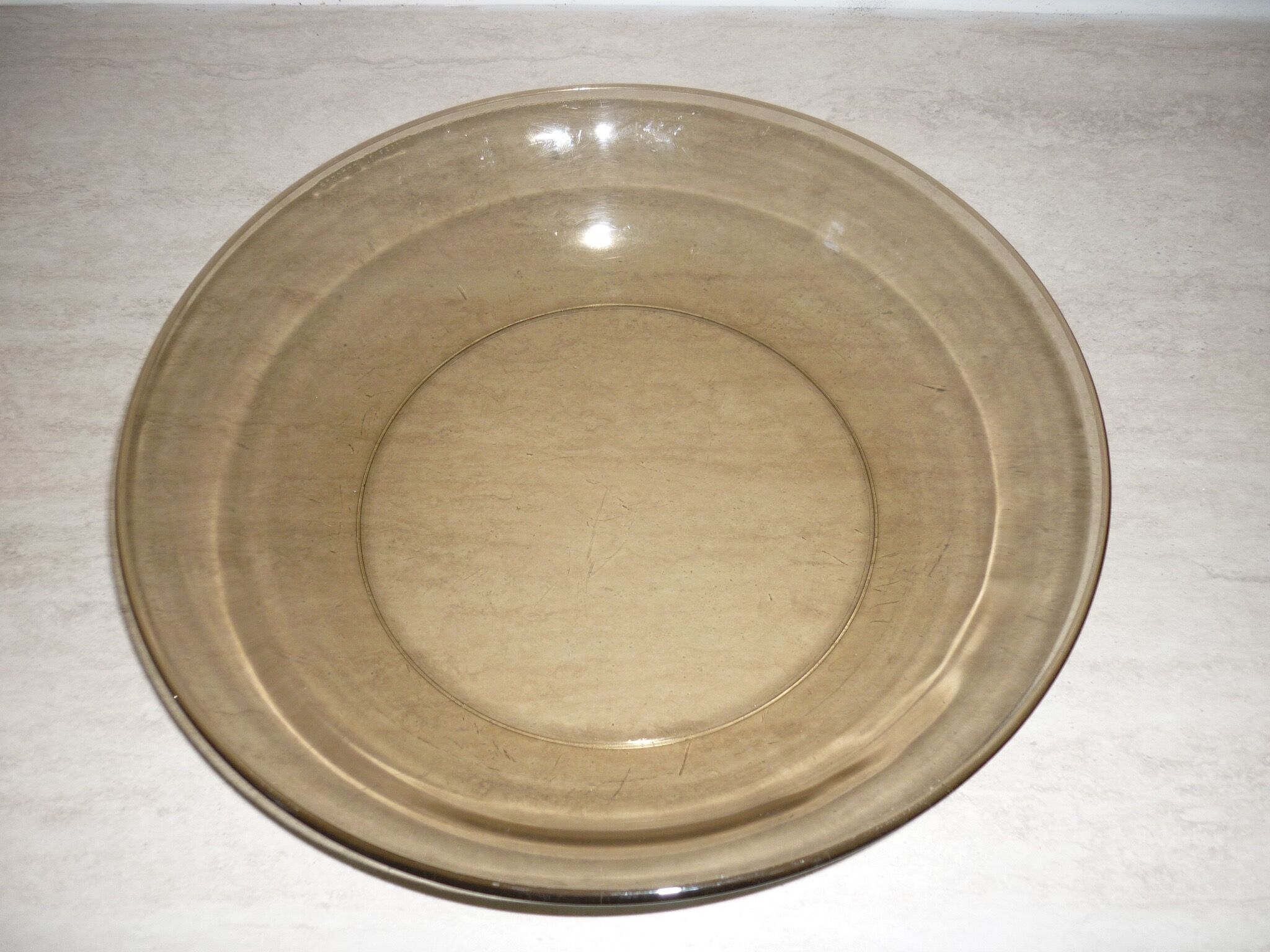 Large smoked glass dish 27.5 cm