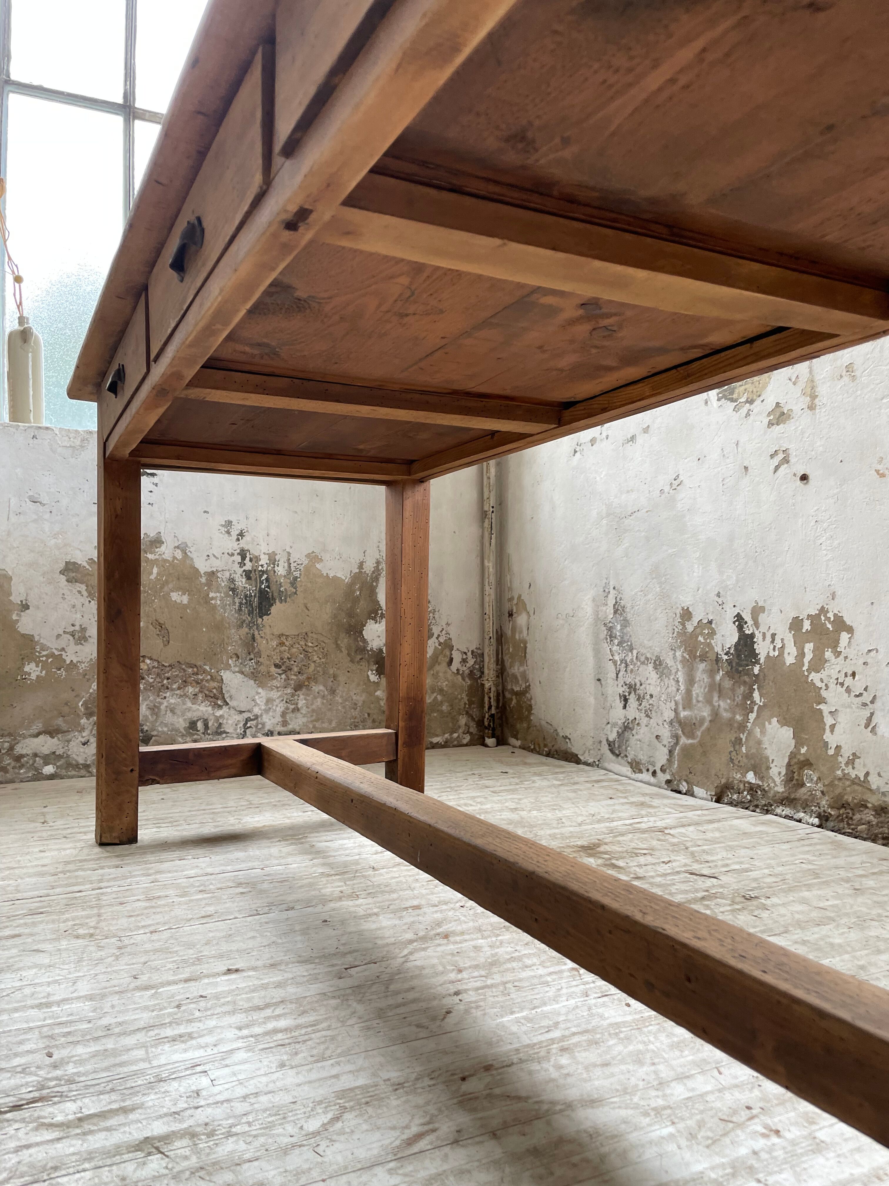 Oak island farmhouse table 2m