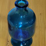 Blue vase on foot