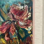 Original Swedish Oil on Panel – "Pink Flower" by Owe Wessbohn – Signed – Vintage and Framed – 69 × 51 cm (27.2" × 20.1")
