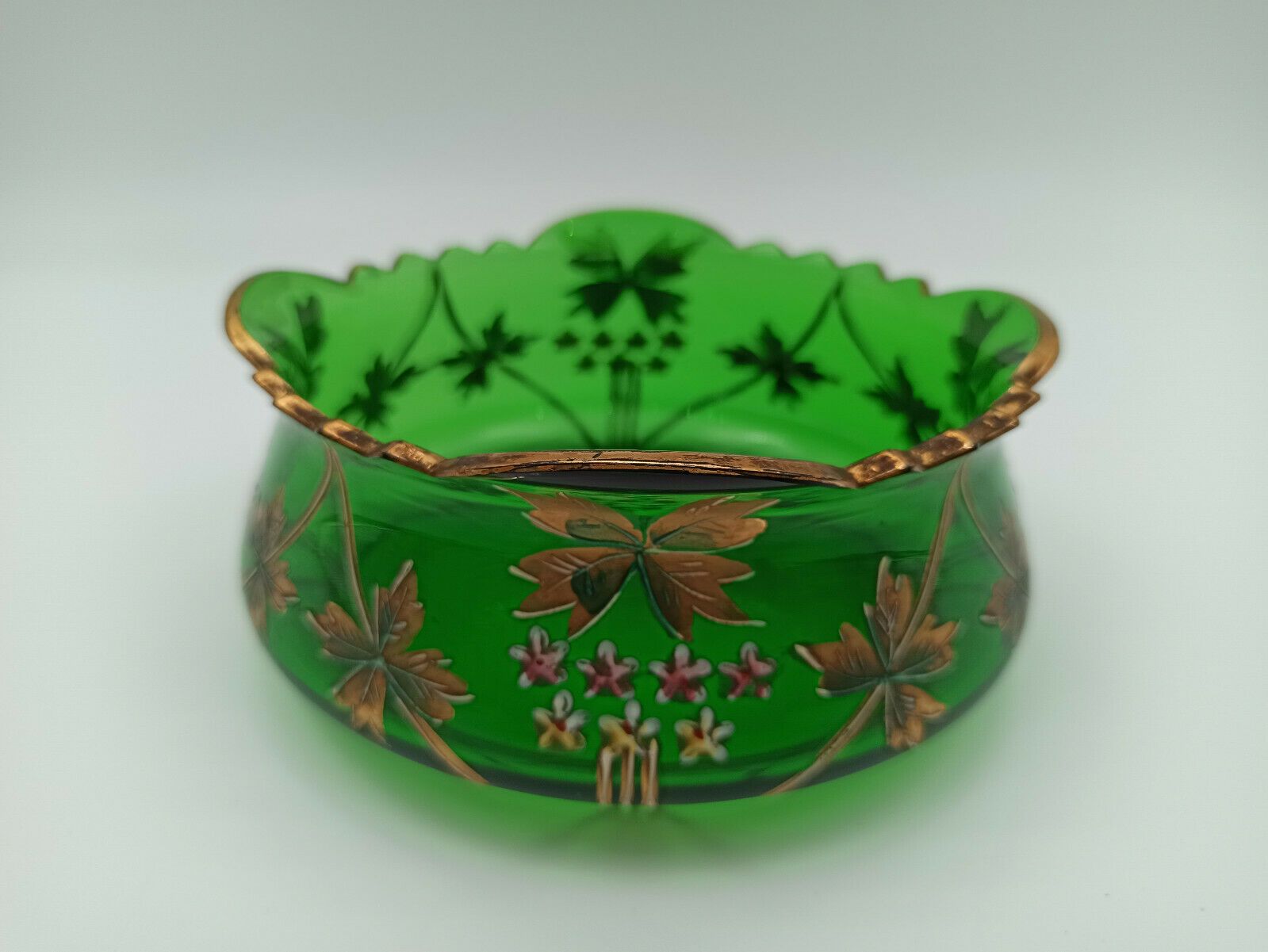 GLASS CUT 1900 ART NOUVEAU EMAILTHE POLYLOBE FLORAL DECORATION ENHANCED GOLD