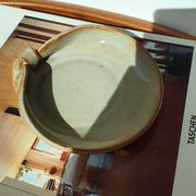 6 enamelled sandstone cups