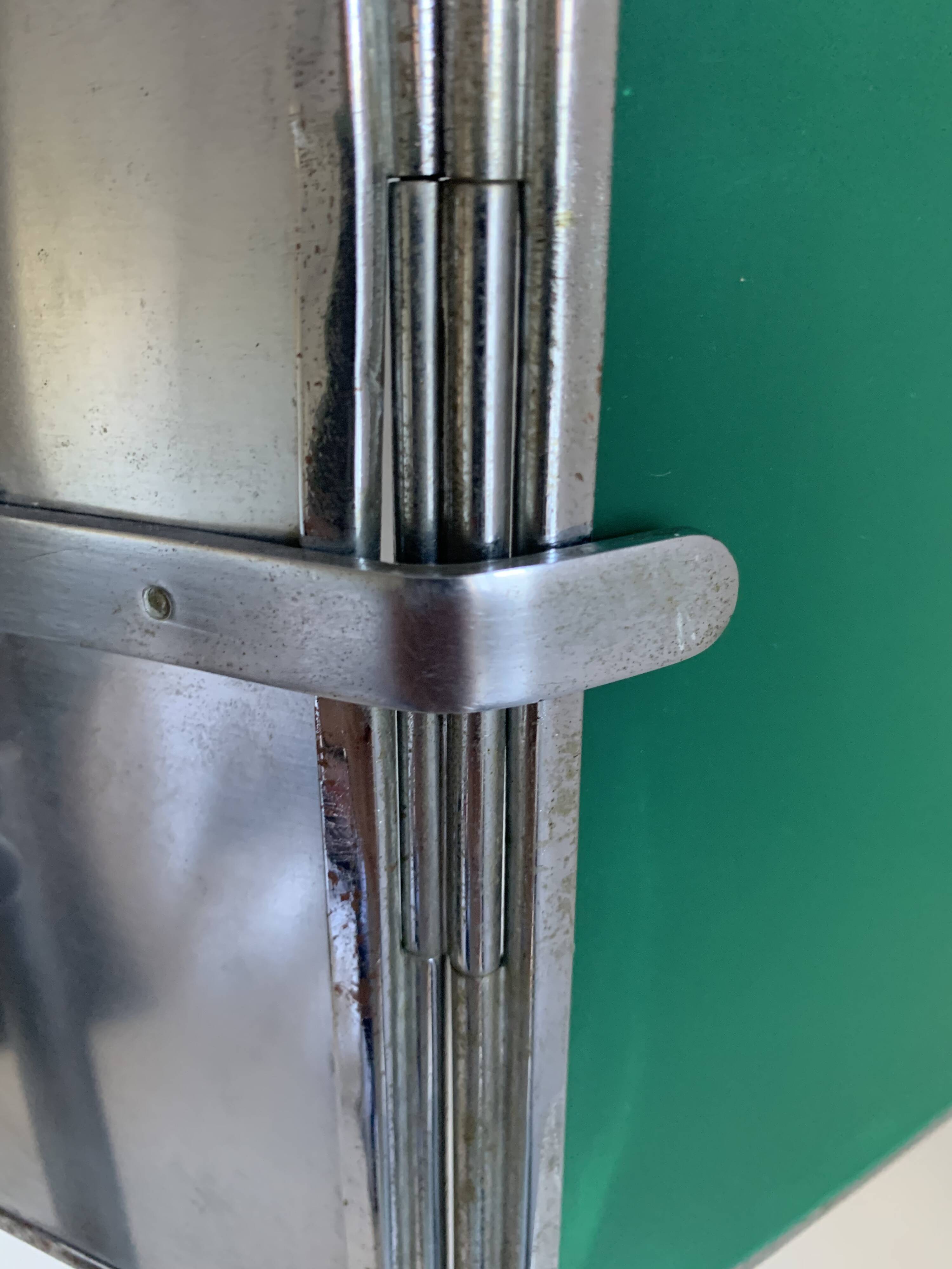 Vintage 1940 triptych barber mirror with bevelled foot - 40 x 35 cm