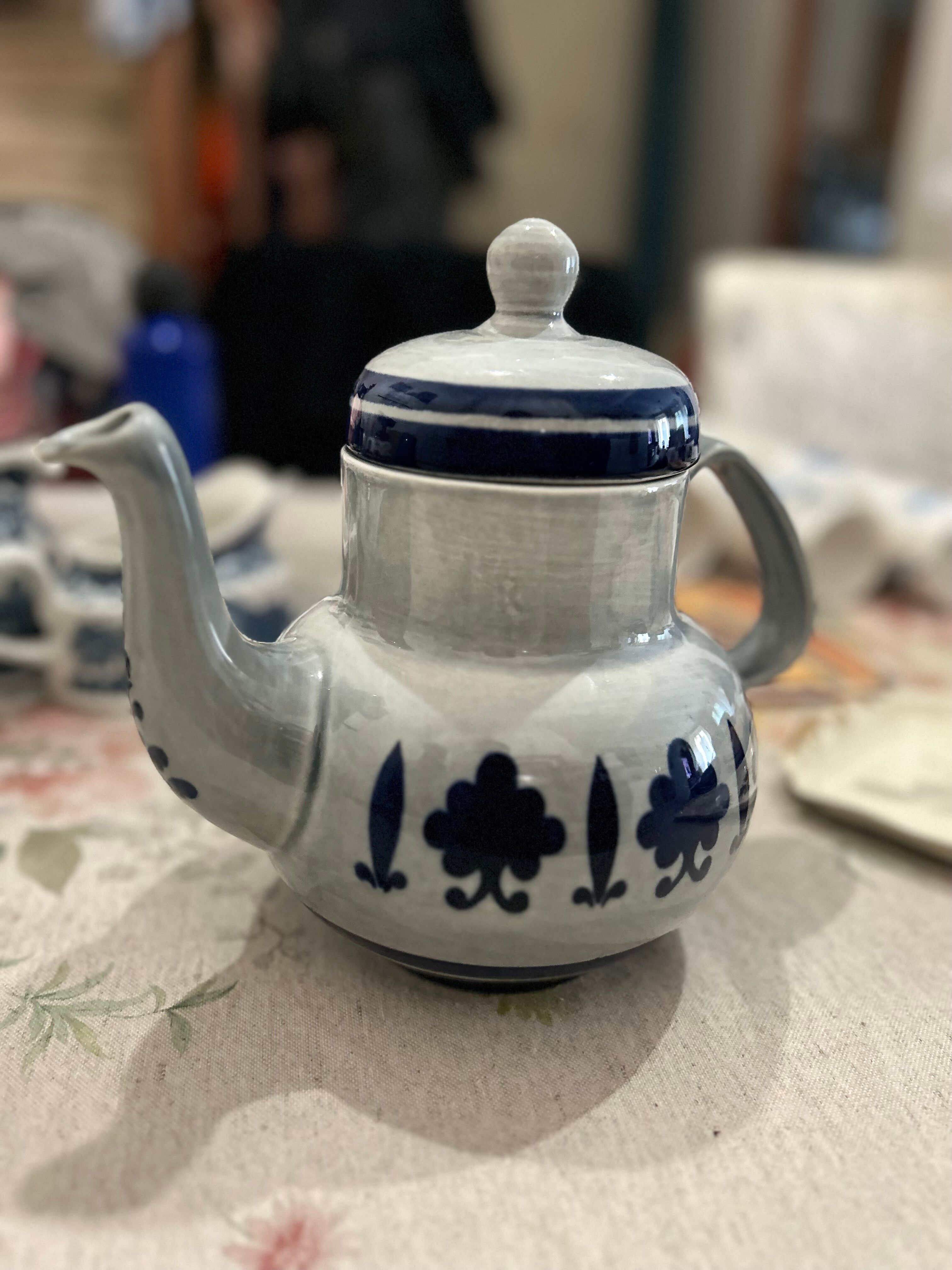 Vintage teapot boch belgium baltic