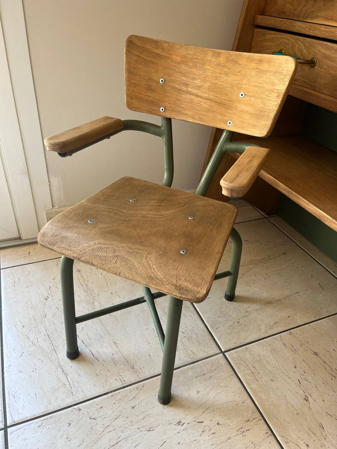Fauteuil d’enfant vintage