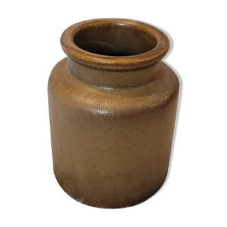 Sandstone pot