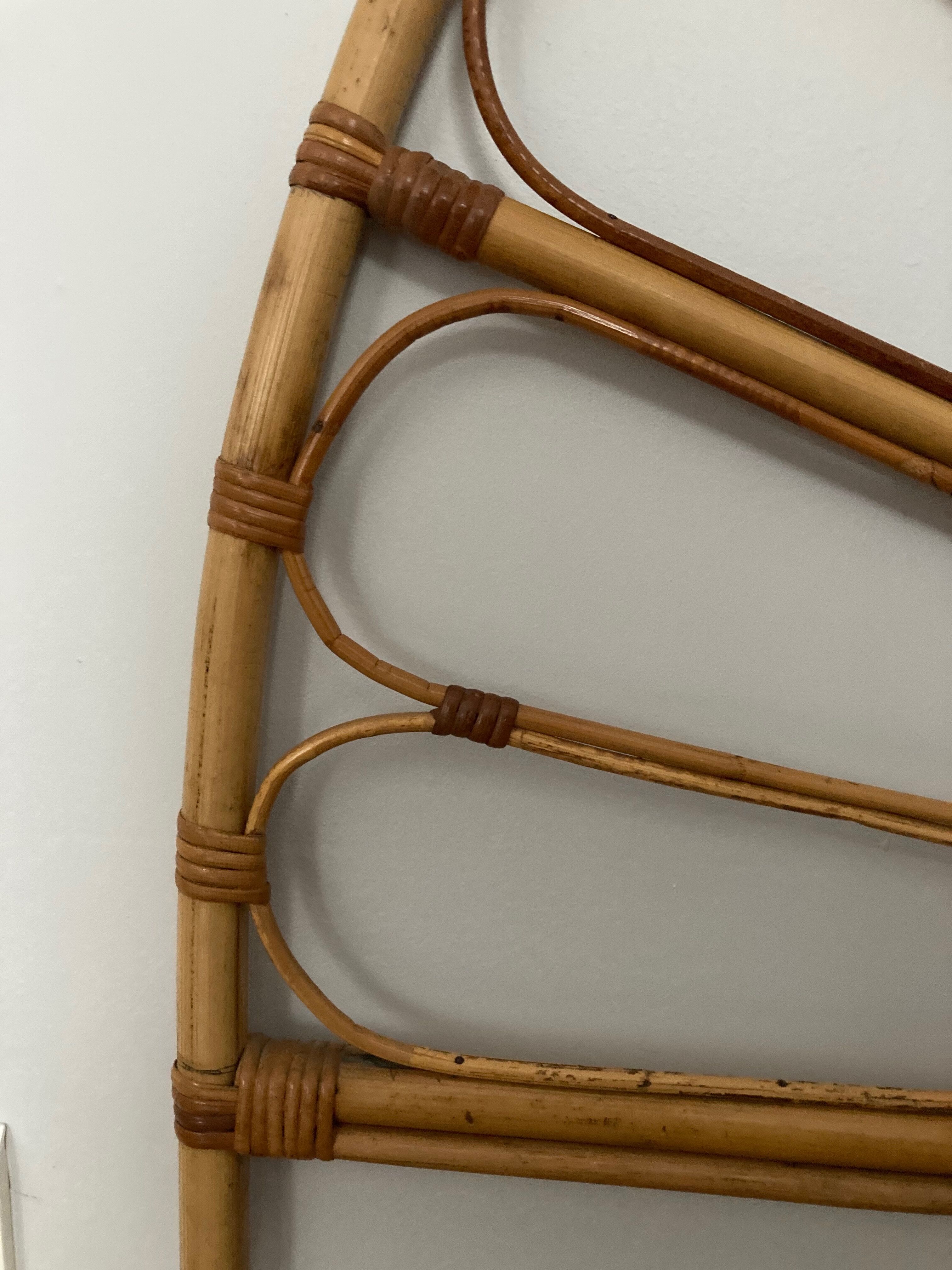 Headboard 2 people shape peacock