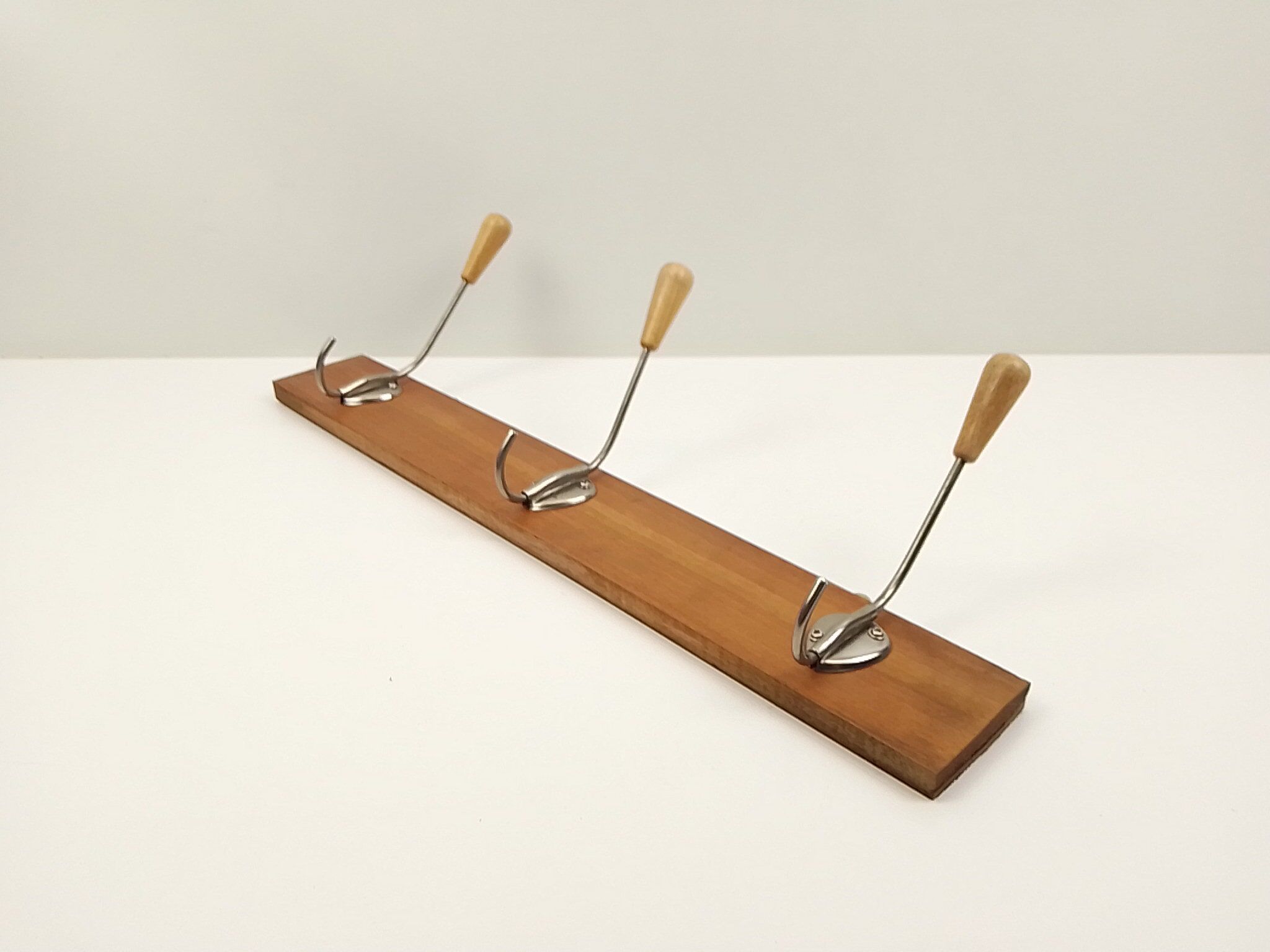 Vintage style hook 3 hooks in wood and metal