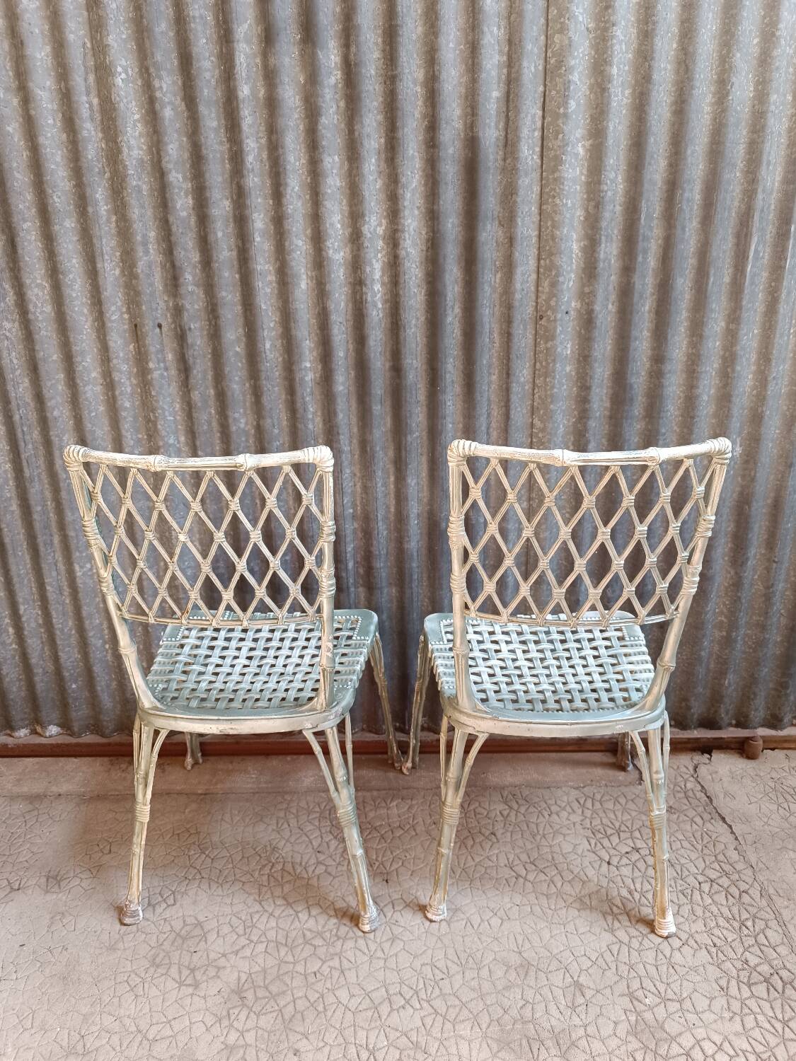 Garden furniture - Bistro table (marble and cast iron) 2 2 aluminum chairs