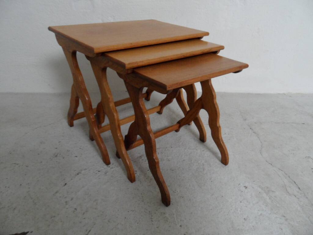 Vintage nest of 3 sidetables mimiset