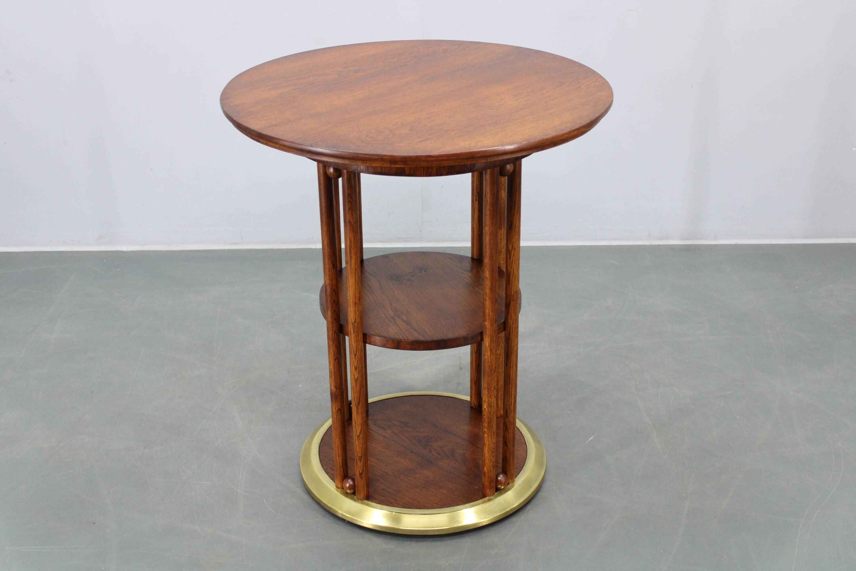 Vienna Secession coffee table in oak and brass, Czechoslovakia, 1920s.