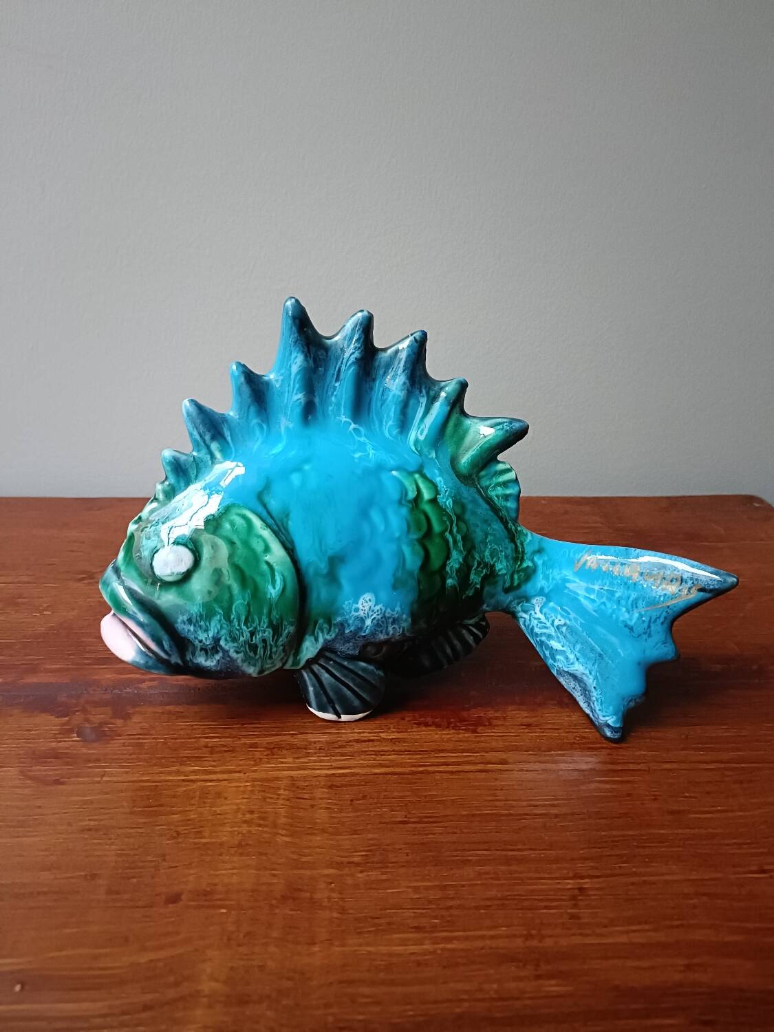 Fish in Vallauris barbotine