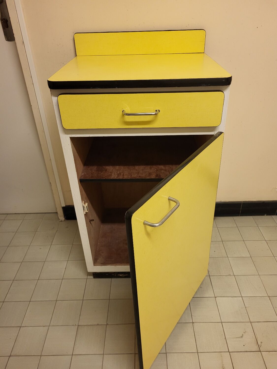 Kitchen furniture