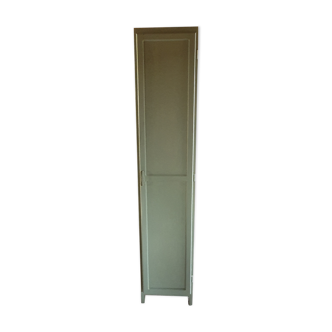 Boarding cabinet