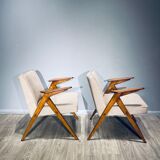 Paire de fauteuils « Bunny » de J. Chierowski années 60